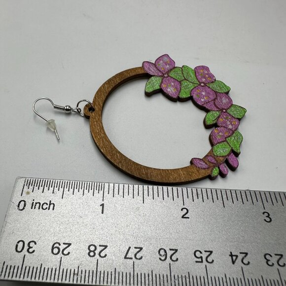3/$30 Hoop Dangle Earring Pierced Brown Wooden Floral Wreath Boho 2.75" - Picture 6 of 8
